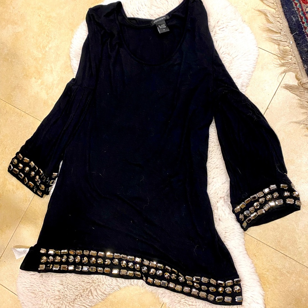 Embellished tunic bell sleeve time medium